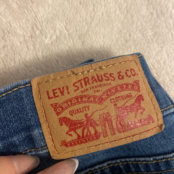 Levi’s 311 shaping skinny jeans - Picture 2 of 3